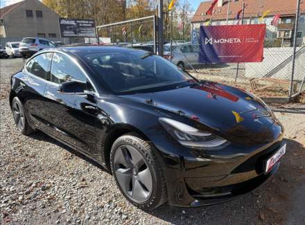 Tesla - Model 3
