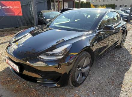 Tesla - Model 3