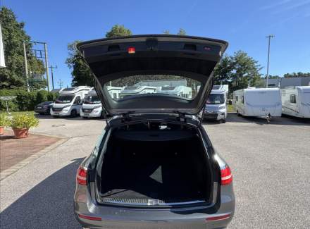 Mercedes-Benz - E-class