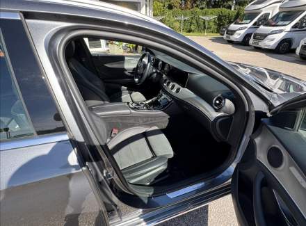 Mercedes-Benz - E-class