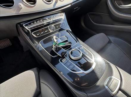 Mercedes-Benz - E-class