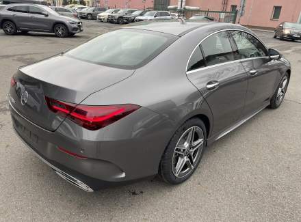 Mercedes-Benz - CLA