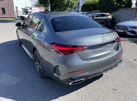 Mercedes-Benz - C-class