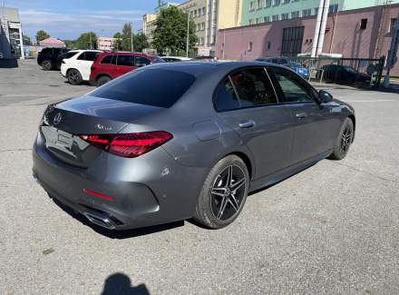 Mercedes-Benz - C-class