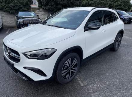 Mercedes-Benz - GLA