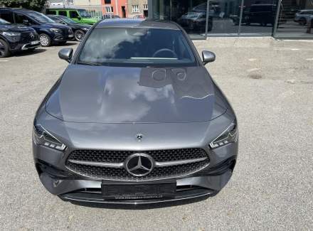 Mercedes-Benz - CLA