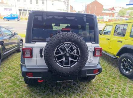 Jeep - Wrangler