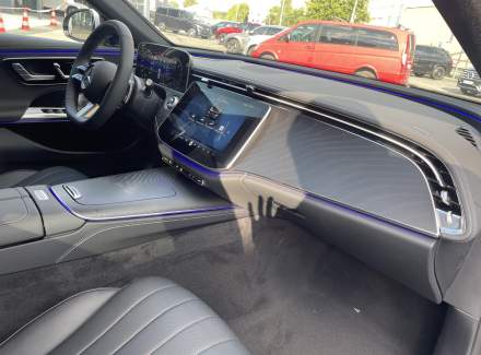 Mercedes-Benz - E-class