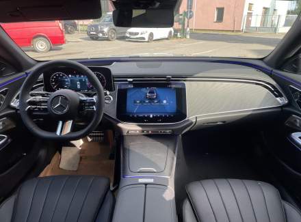 Mercedes-Benz - E-class