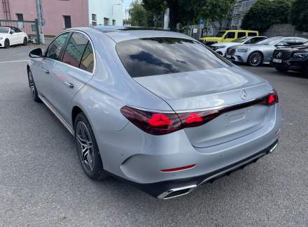 Mercedes-Benz - E-class