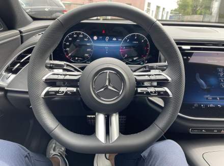 Mercedes-Benz - E-class