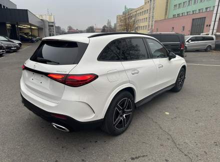Mercedes-Benz - GLC
