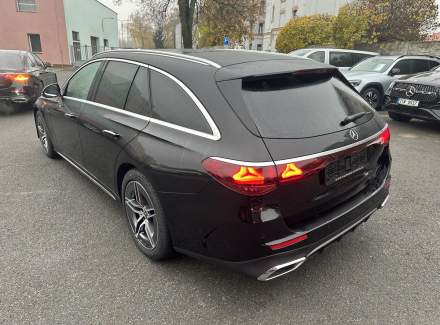 Mercedes-Benz - E-class