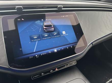 Mercedes-Benz - E-class