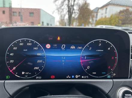 Mercedes-Benz - E-class