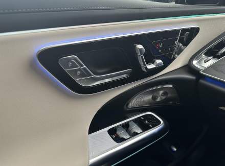 Mercedes-Benz - E-class