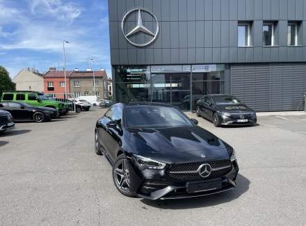 Mercedes-Benz - CLA