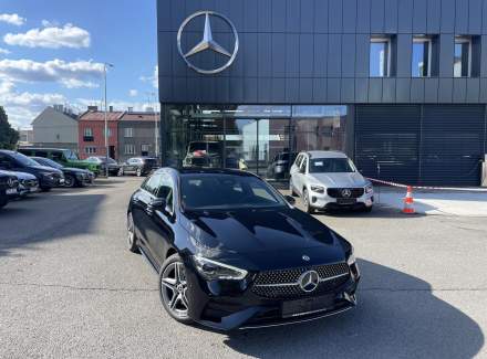 Mercedes-Benz - CLA