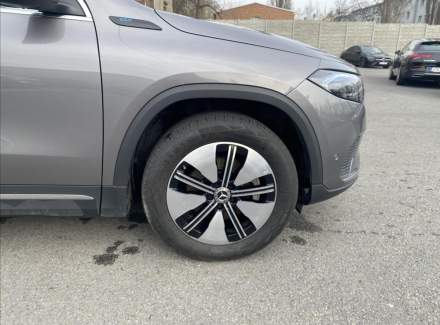 Mercedes-Benz - EQA