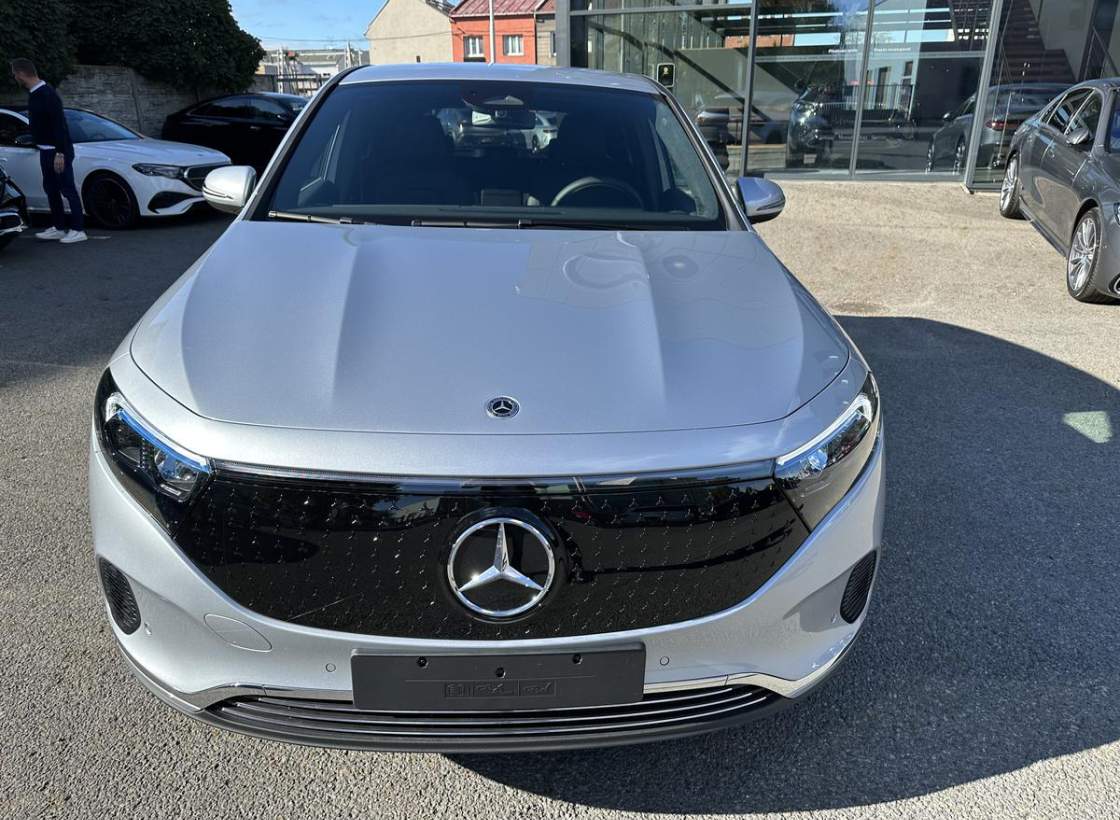 Mercedes-Benz - EQA