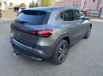 Mercedes-Benz - EQA
