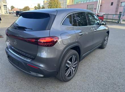 Mercedes-Benz - EQA