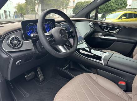 Mercedes-Benz - EQE