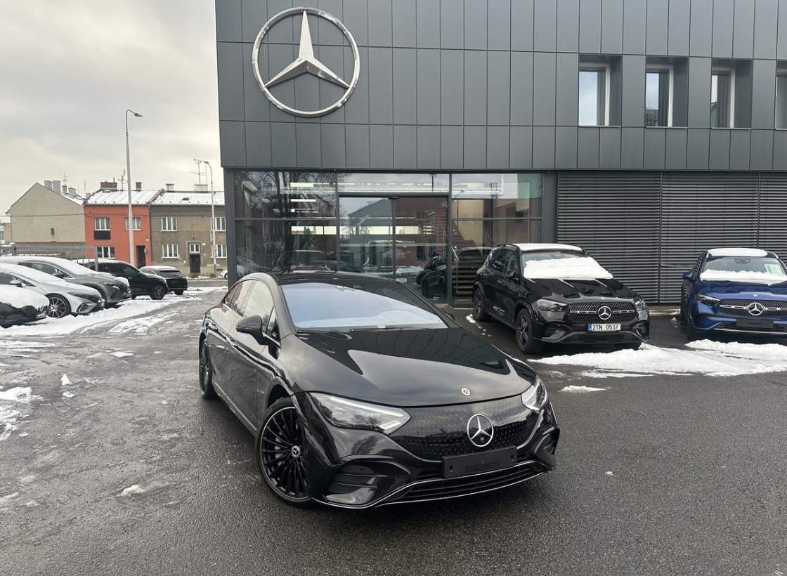 Mercedes-Benz - EQE