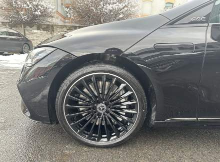 Mercedes-Benz - EQE