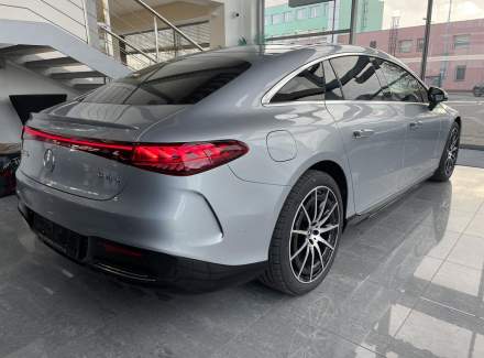 Mercedes-Benz - EQS