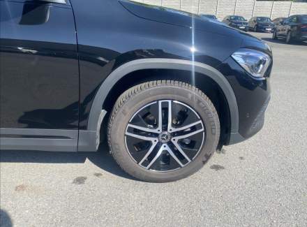 Mercedes-Benz - GLA