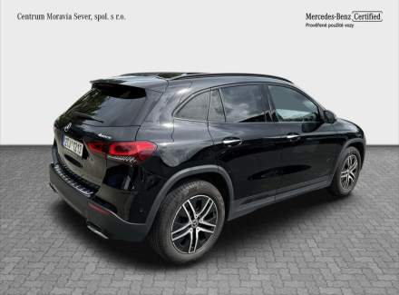 Mercedes-Benz - GLA