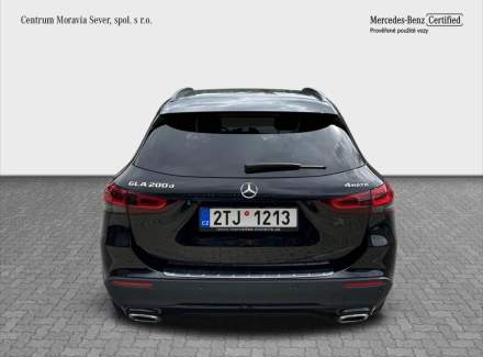 Mercedes-Benz - GLA