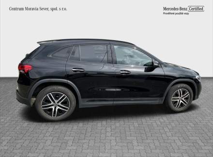 Mercedes-Benz - GLA