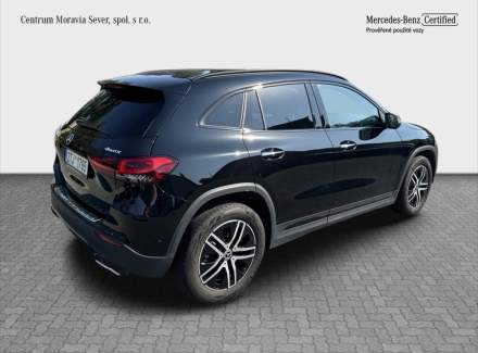 Mercedes-Benz - GLA