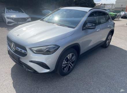 Mercedes-Benz - GLA