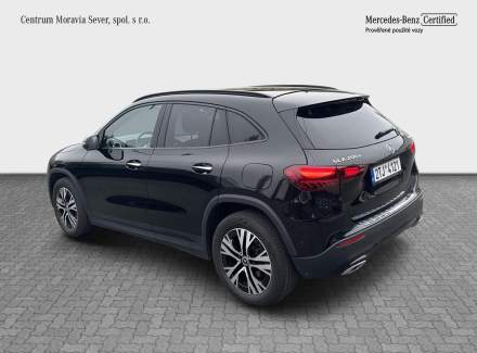 Mercedes-Benz - GLA