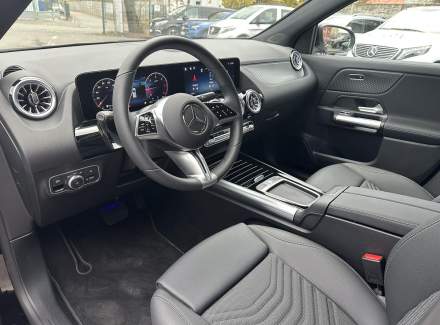 Mercedes-Benz - GLA