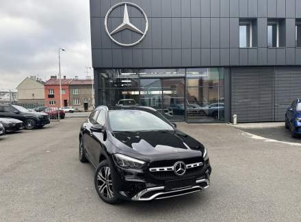 Mercedes-Benz - GLA