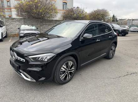Mercedes-Benz - GLA