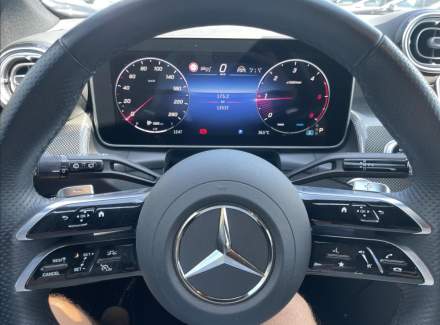 Mercedes-Benz - GLC