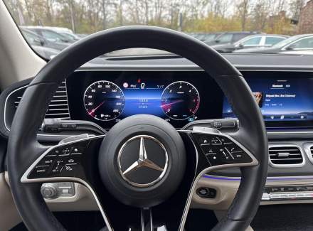 Mercedes-Benz - GLE