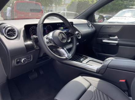 Mercedes-Benz - B-class