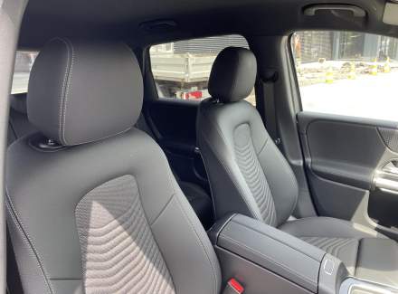 Mercedes-Benz - B-class