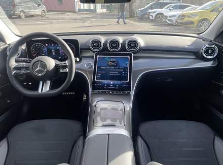 Mercedes-Benz - C-class