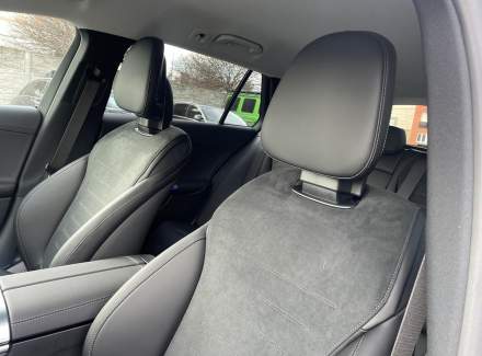 Mercedes-Benz - C-class