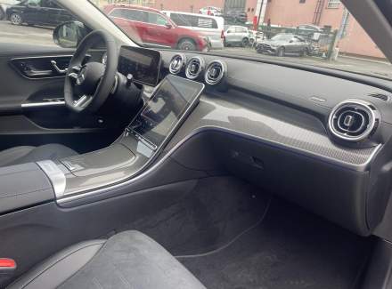 Mercedes-Benz - C-class