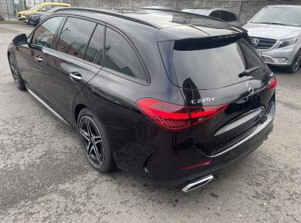 Mercedes-Benz - C-class