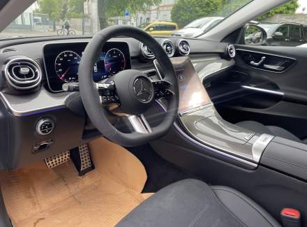 Mercedes-Benz - C-class