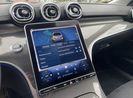 Mercedes-Benz - C-class